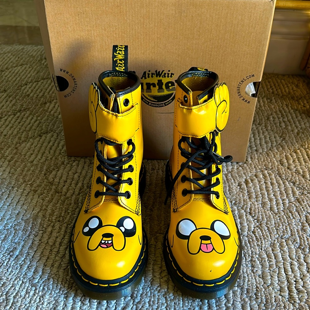 Adventure time Jake the dog doc martens size US 4 male US 5 female